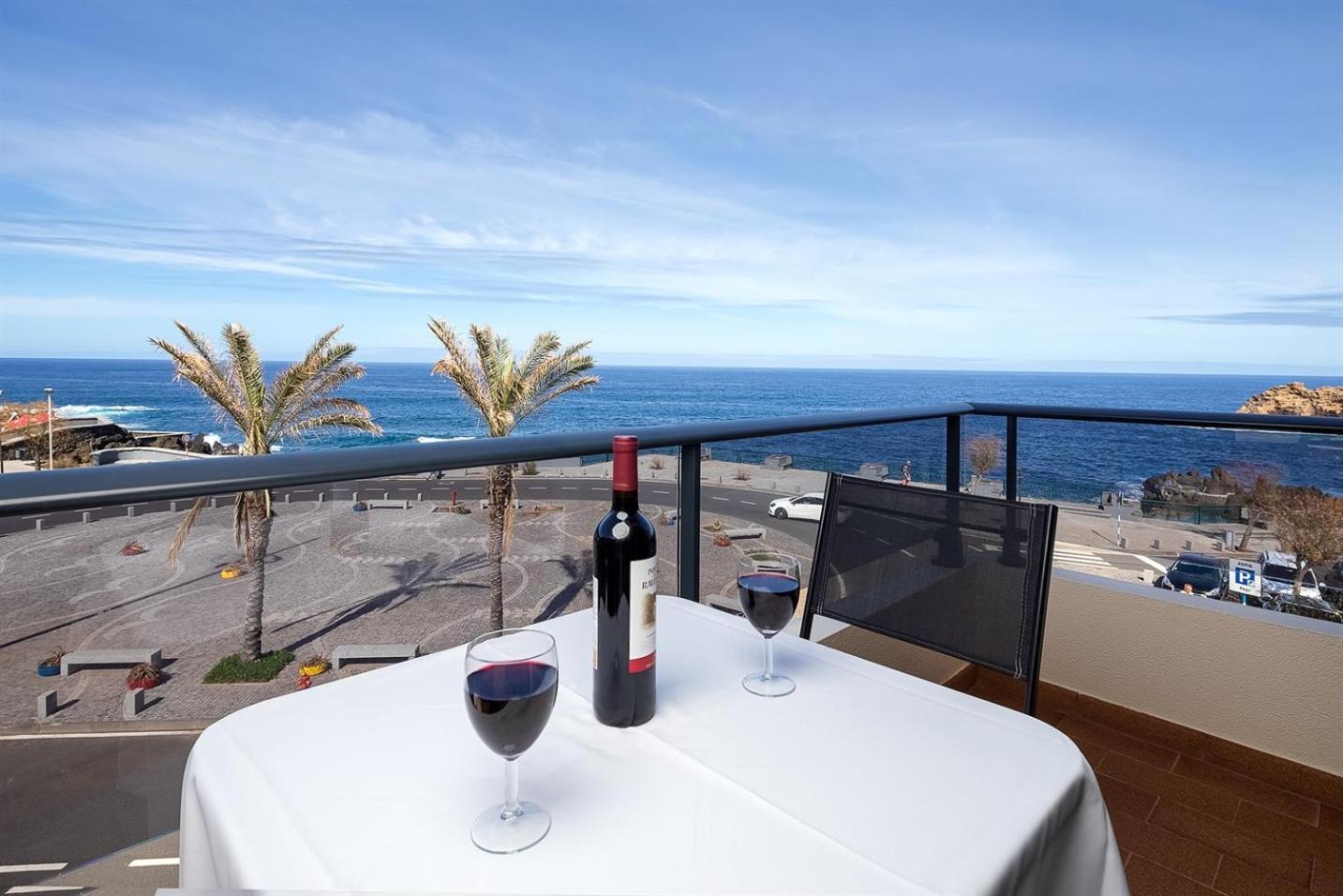 Perola Views Inn By Madeira Sun Travel Porto Moniz Exterior foto